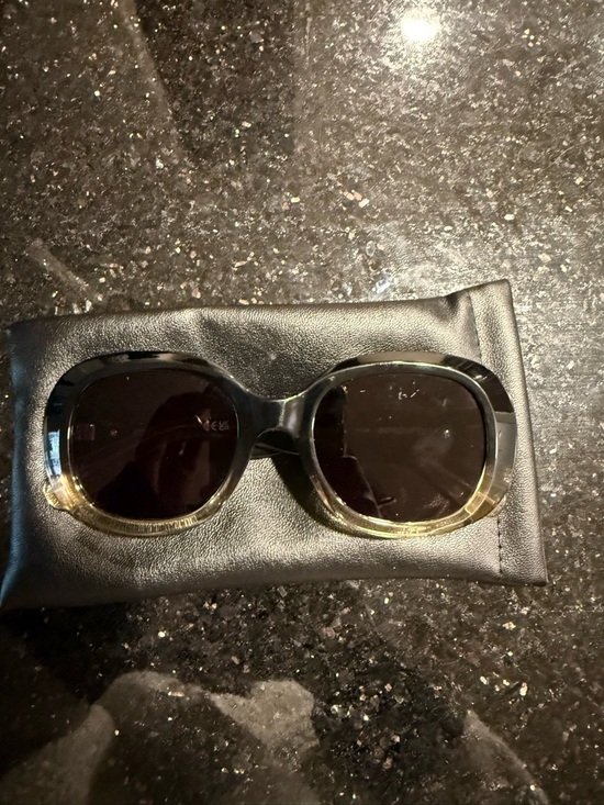 Quay Australia Sunglasses IMPROMPTU - Picture 3 of 5